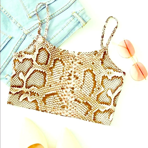 SHEIN Tops - 🐍 NWT Snakeskin Patterned Cami Crop Top! 🐍